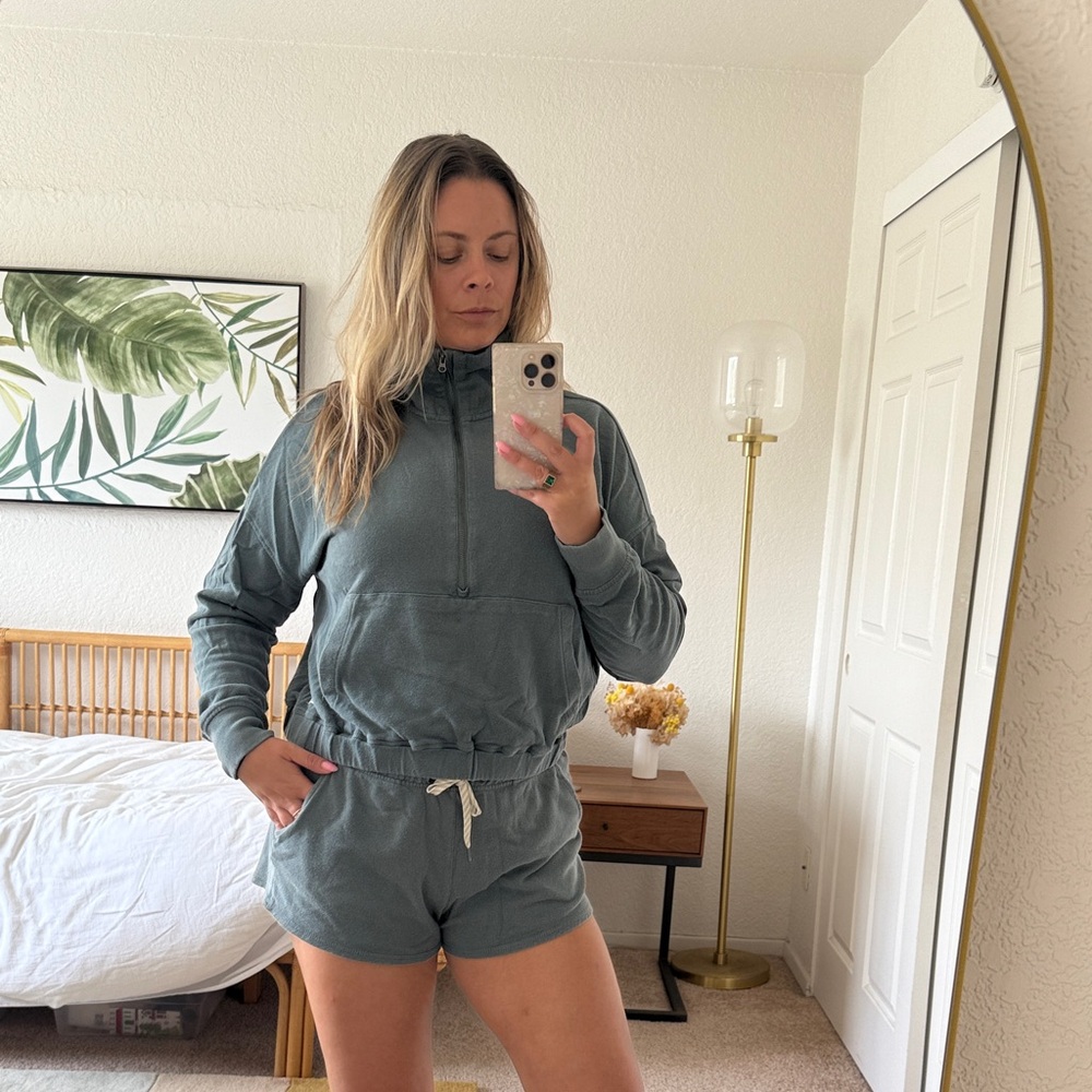 Vuori Pullover and Shorts Set